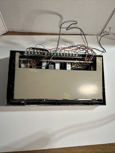 Vintage MCM Intone Intercom/transistor radio master station - Picture 5 of 7