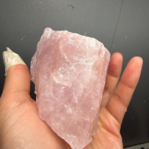Natural Rose Quartz Rough 2lbs – Premium Pink Crystal for Cutting, Cabbing - Picture 4 of 7