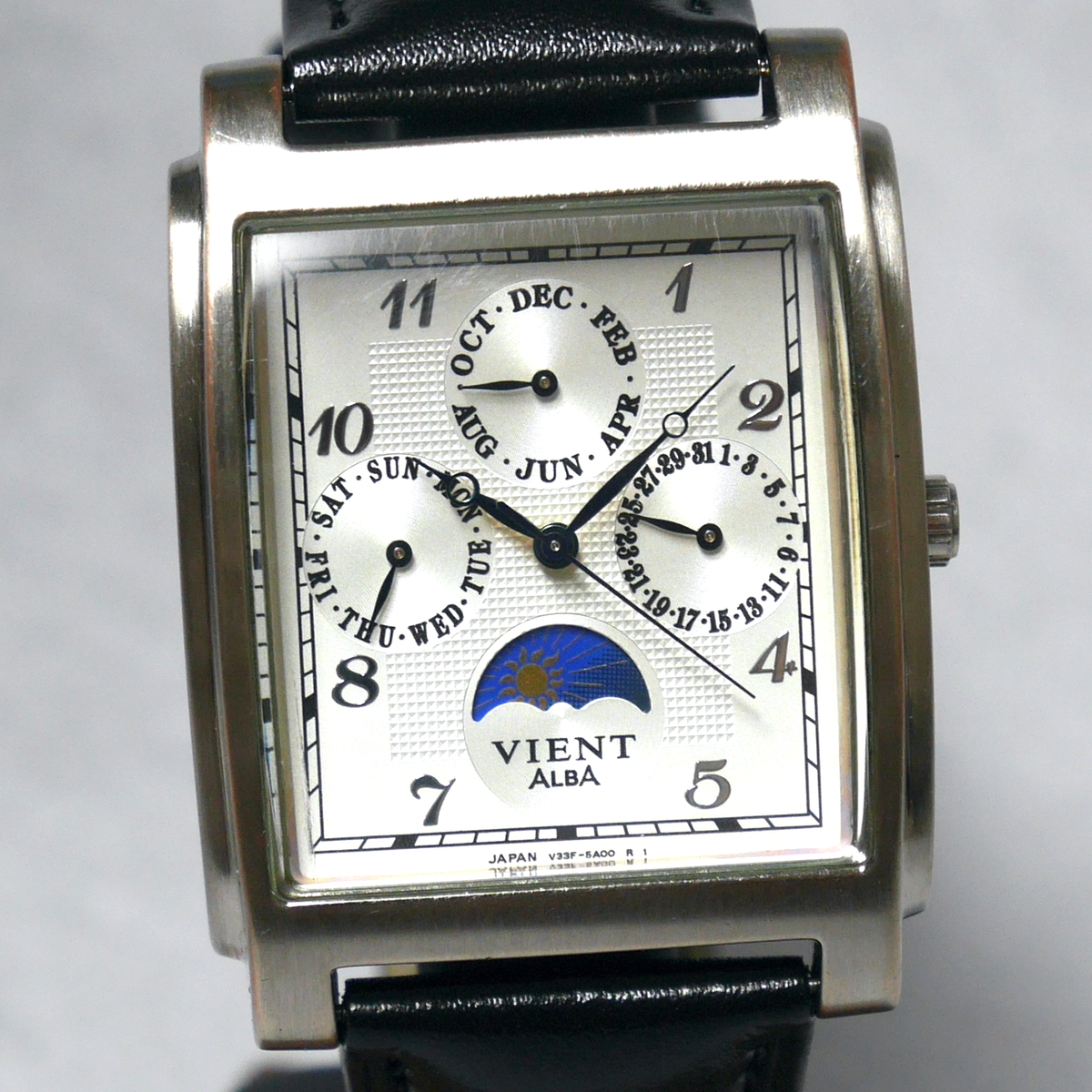 SEIKO ALBA VIENT Square Watch V33F 1985 White Sun & Moon Triple