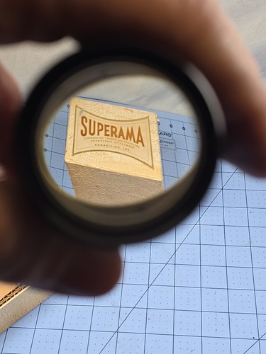 Vintage SUPERAMA ANAMORPHIC 16MM CAMERA & PROJECTOR PANAVISION 2:1 RATIO LENS - Picture 5 of 13
