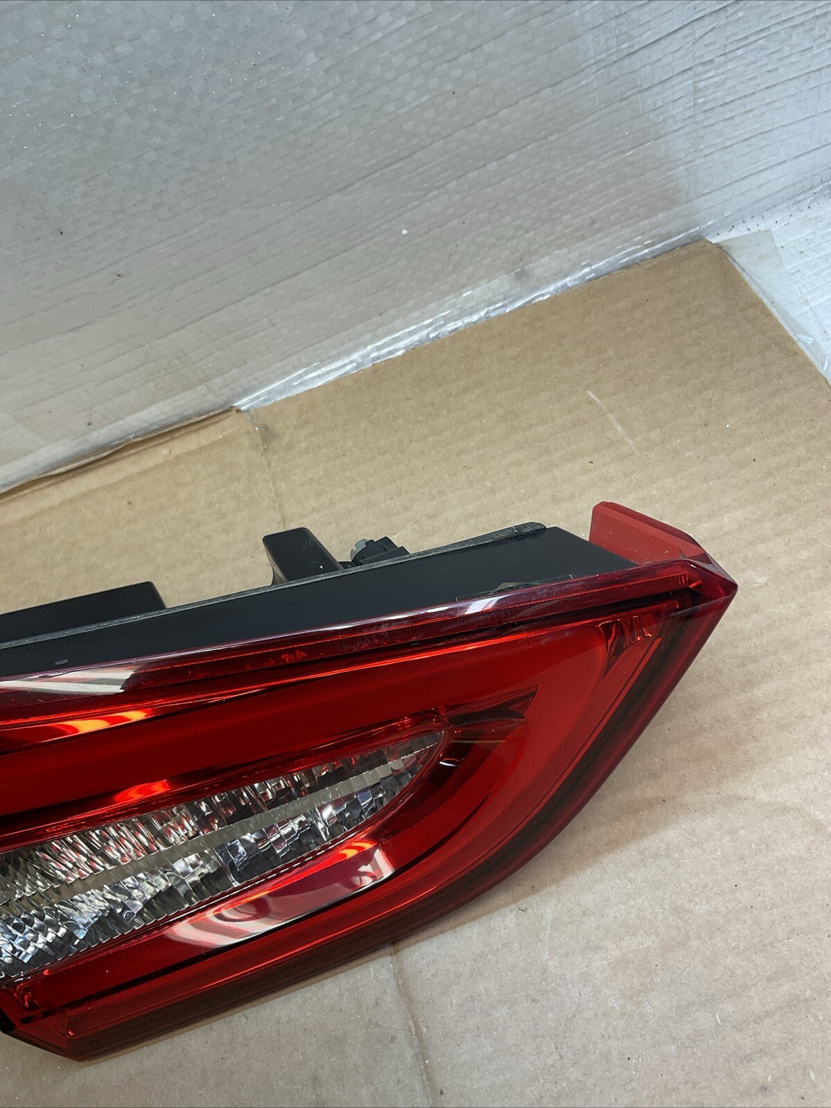 MASERATI QUATTROPORTE REAR LEFT SIDE INNER TAILLIGHT LIGHT LAMP OEM 2014-2020