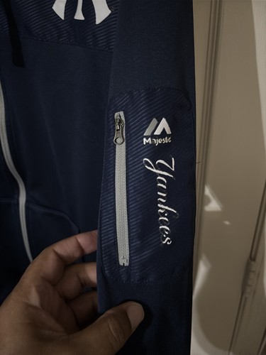 New York Yankees Men’s L Blue Hooded MLB Majestic Full Zip Therma Base Jacket - Picture 5 of 11