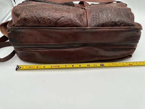 Large Leaders In Leather Expanding Tooled Floral Leather Bag Made In Paraguay - Picture 11 of 12