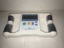 Omron Body Fat Analyzer Hbf 301 Portable Handheld In Working