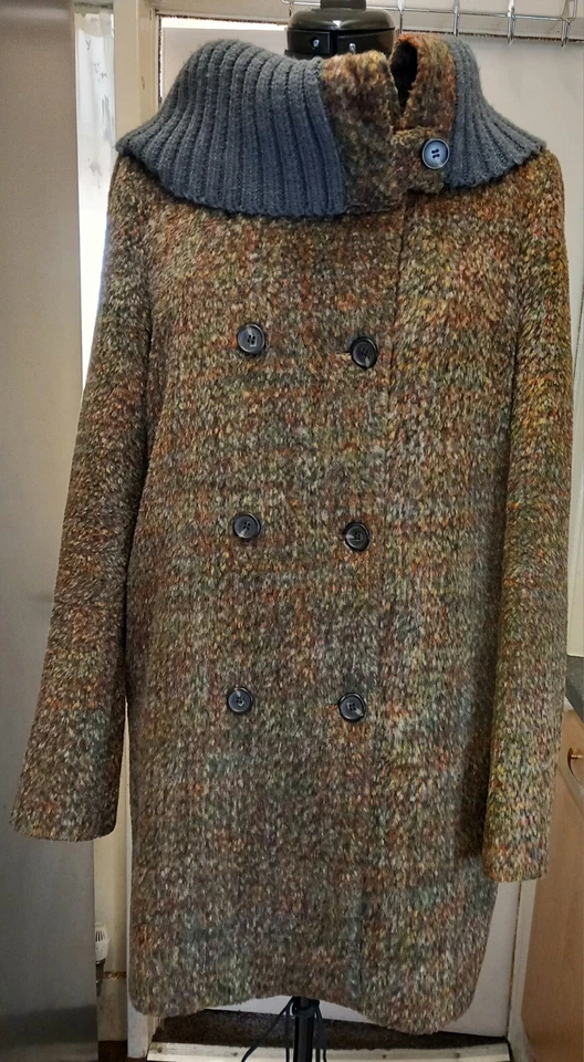 Women's Brown Almost Famous Jacket.Used Condition. Size 12. Classy Stylish - Image 2 of 4