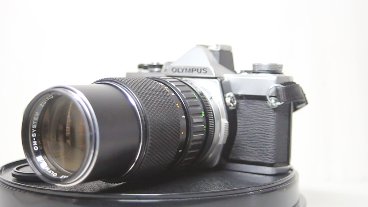 Olympus OM-1 Film Camera Silver + Auto-Zoom 70-150mm F/4