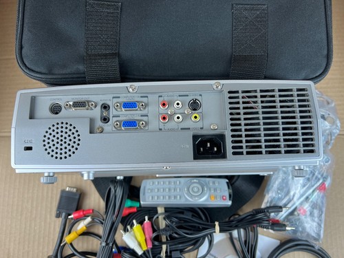 Toshiba TDP-T99 DLP Data Projector with Carry Case & Cords -forPARTS/REPAIR Only - 第 5/7 張圖片