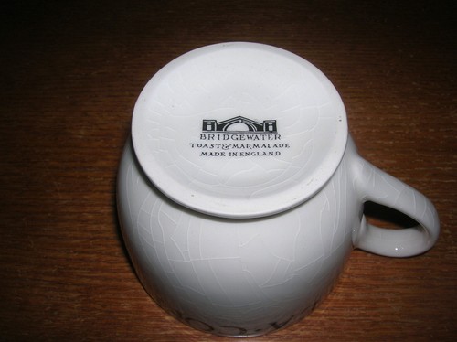 Emma Bridgewater Toast & Marmalade breakfast cup & saucers England with wording - Picture 7 of 7