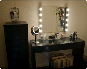 IKEA MALM Dressing Table & NISSEDAL Mirror & MUSIK wall ...