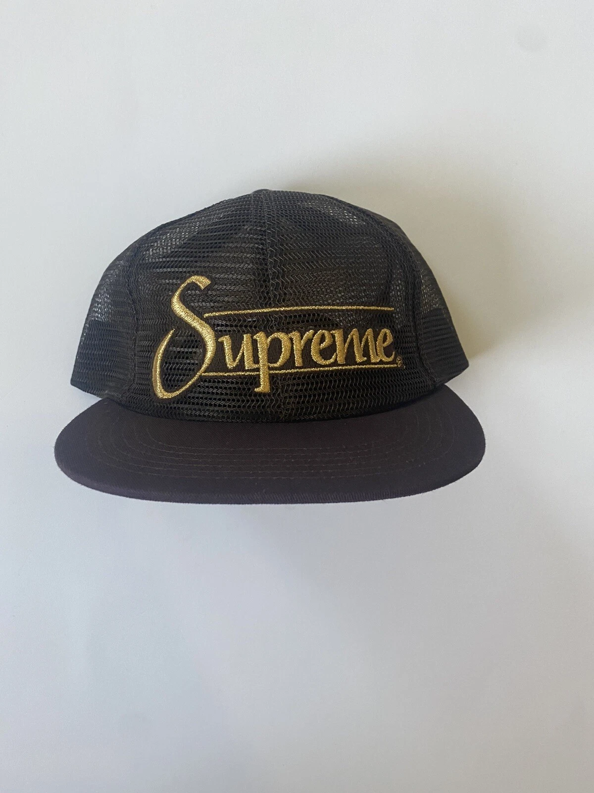Chapeau maille Supreme 6 panneaux (SS23)