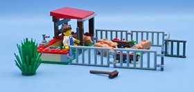 LEGO CITY 7684 : Pig Farm & Tractor, *Rare*, 100% Complete w/Box, Pre-owned