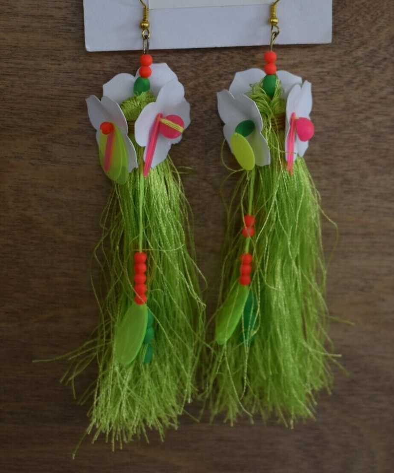 ANTICA SARTORIA WHITE FLOWERS LIME AND HOT ORANGE PIERCED EARRINGS NWT