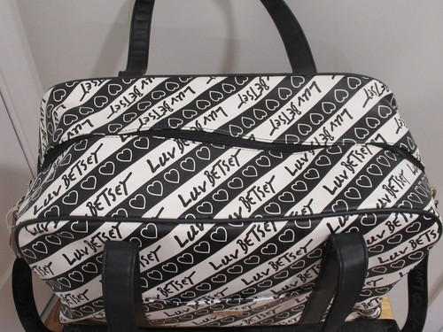 Bolso de Mano de Viaje Betsey Johnson Overnight Weekender Corazones Negro Blanco - Imagen 2 de 11