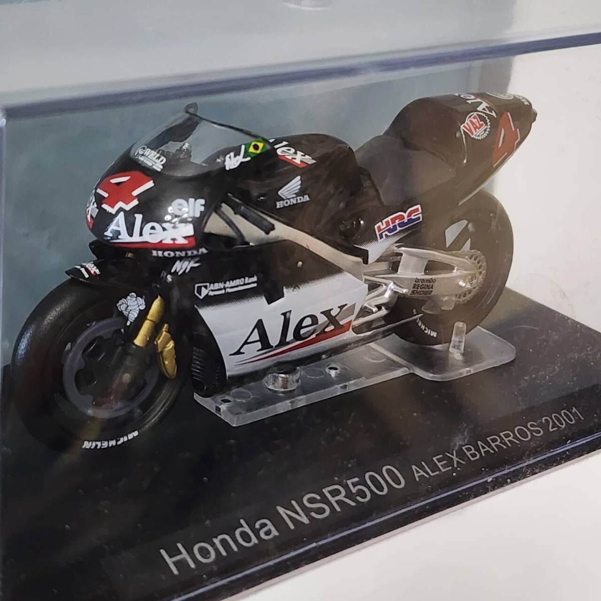 DeAgostini 1/24 Honda NSR500 Alex Barros #4 HRC 2001 Grand Prix