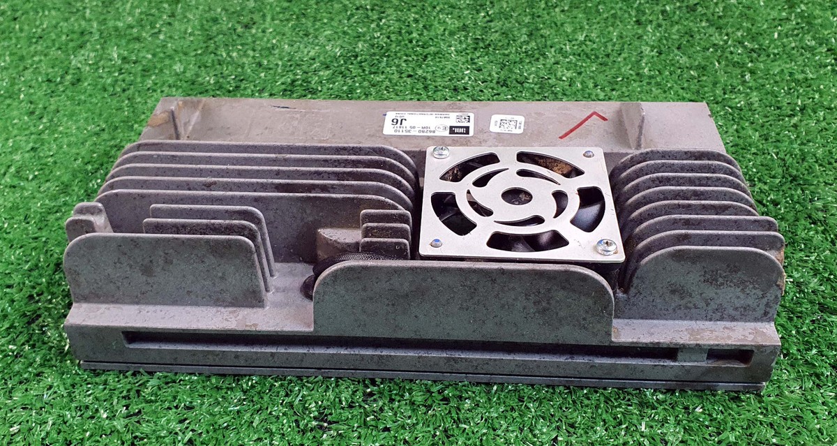 Toyota 4Runner 2017-2022 JBL Radio Audio Amplifier Assembly oem