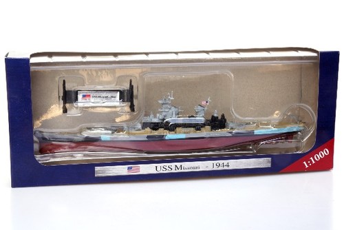 Modellino nave USS MissourI - 1944 corazzata metallo + parti plastica nuova scala 1:1000 - Foto 4 di 4