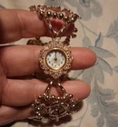 Vintage Ladies Wrist Watch Beautiful Golden Stretch Band — photo 1