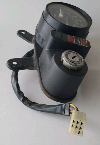 74 TS100 OEM SUZUKI TS 100 DASH IGNITION SPEEDOMETER METER SPEEDO DASH GAUGE - Picture 7 of 10
