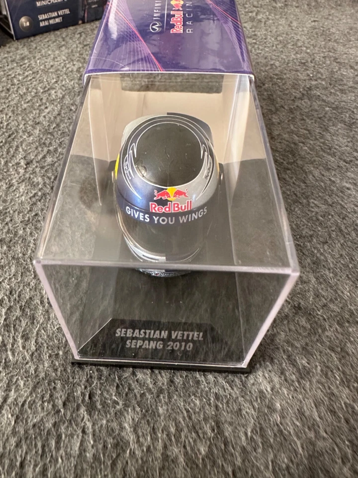 1/8 Minichamps 381100405 Red Bull Arai Helmet Sebastian Vettel 2010 Sepang - Image 2 of 3