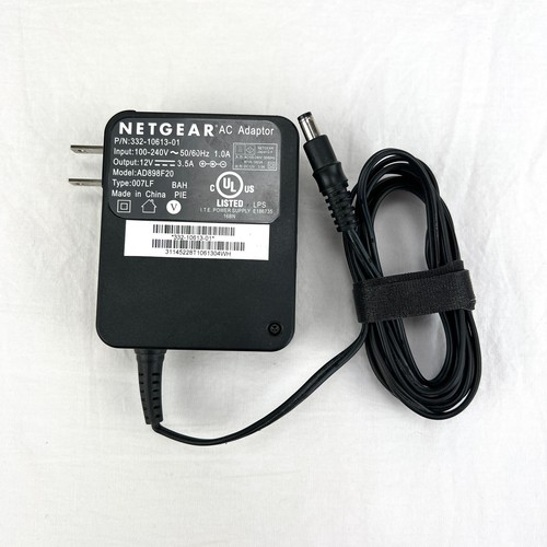 Netgear Nighthawk AC1750 Smart WiFi Router Model R6700 w/ Power Cord Powers On - Picture 9 of 10