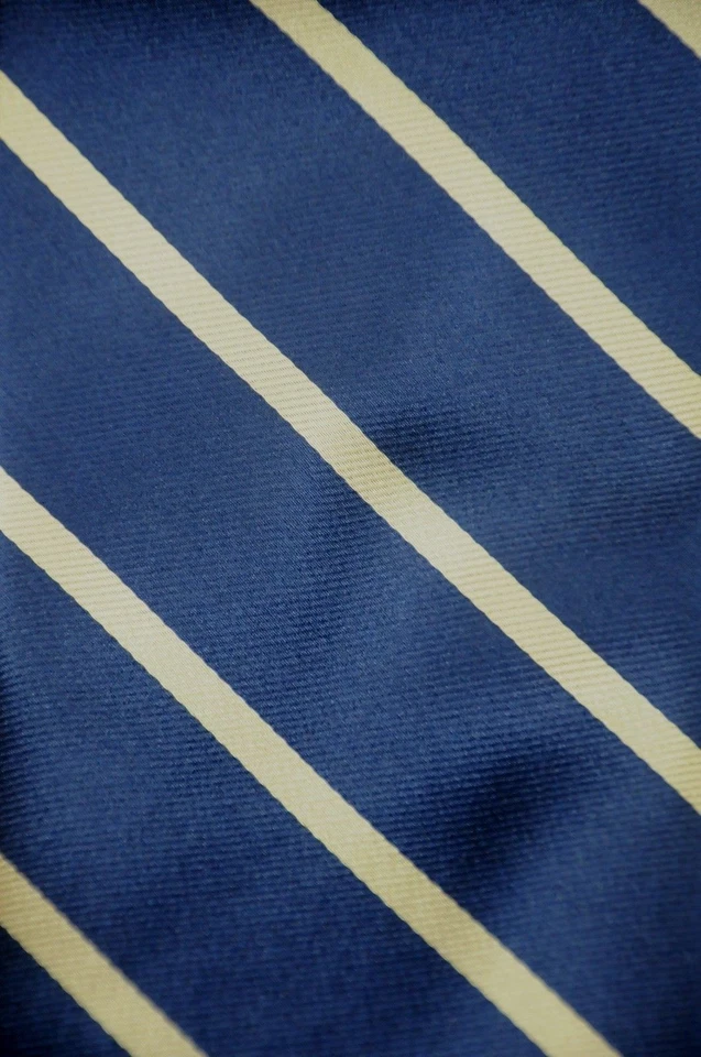 Corbata de estudio Lord R Colton - Corbata de seda a rayas azul marino y dorado - $95 venta al por menor nueva Foto 4 de 4