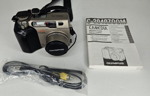 Olympus CAMEDIA C-2040 2.1MP Digital Camera Powers On For Parts or Not Working - Picture 9 of 11