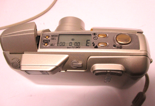 Appareil photo argentique 35 mm Nikon Lite Touch Zoom 130 ED QD EN L'ÉTAT objectif endommagé - Photo 4/10