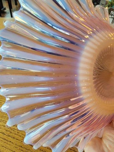 Vintage Fostoria Heirloom Decorative Wave Opalescent Dish Pink - Picture 6 of 12