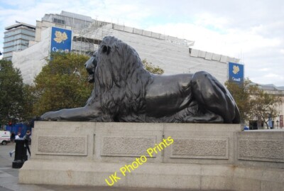 Photo 6x4 Lion, Trafalgar Square London  c2014