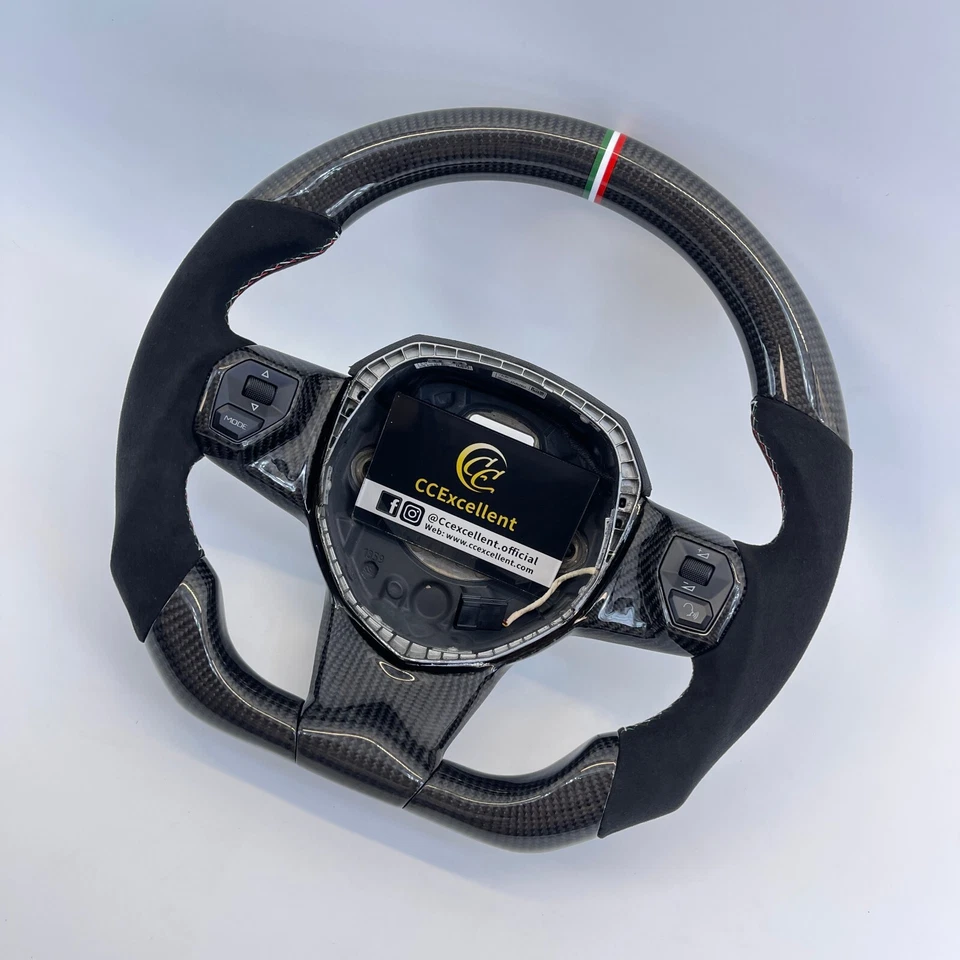 Volante de cuero de fibra de carbono personalizado para Lamborghini Aventador 2012-2022 Foto 2 de 4
