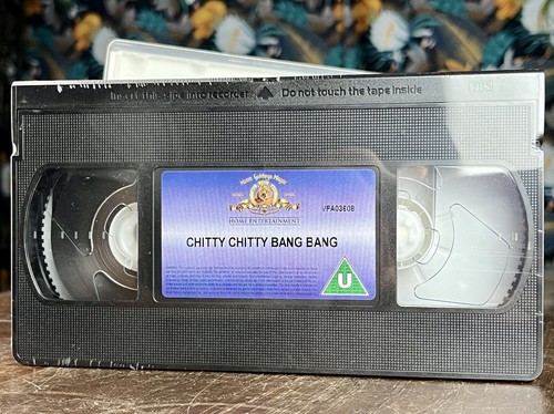 New CHITTY CHITTY BANG BANG VHS CASSETTE Sealed Tape MGM 1968 Dick Van Dyke - Picture 5 of 6