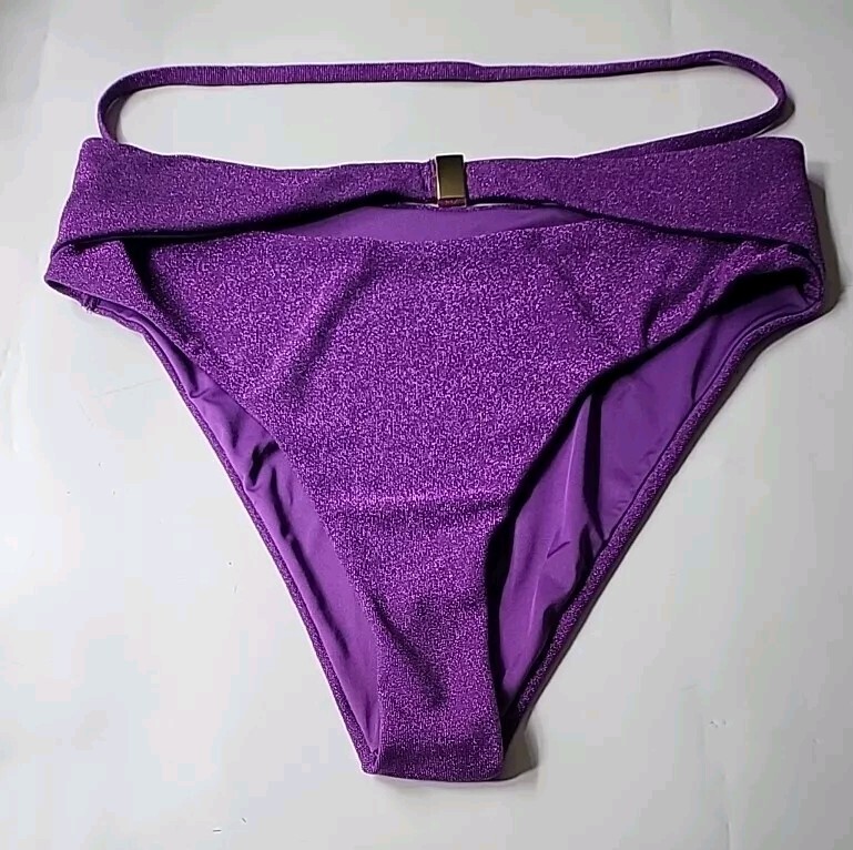 Foto 1 di 3