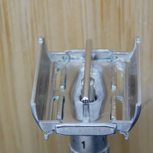 1962 Gillette Slim Adjustable Razor In Gold Case H1 with Original Instructions - Picture 15 of 18