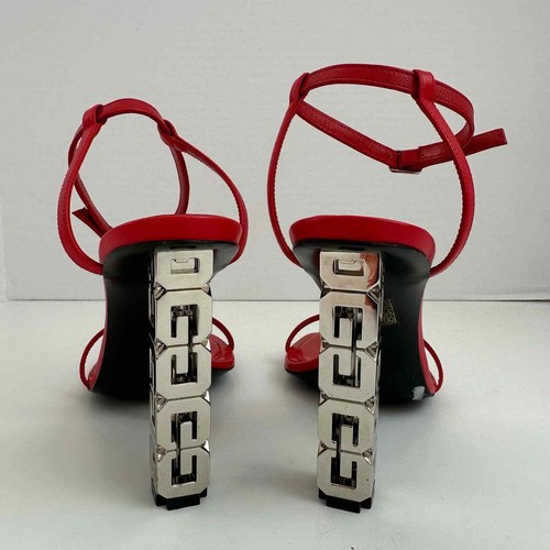 Givenchy Women's Red G Cube Leather Sandals - 第 6/11 張圖片