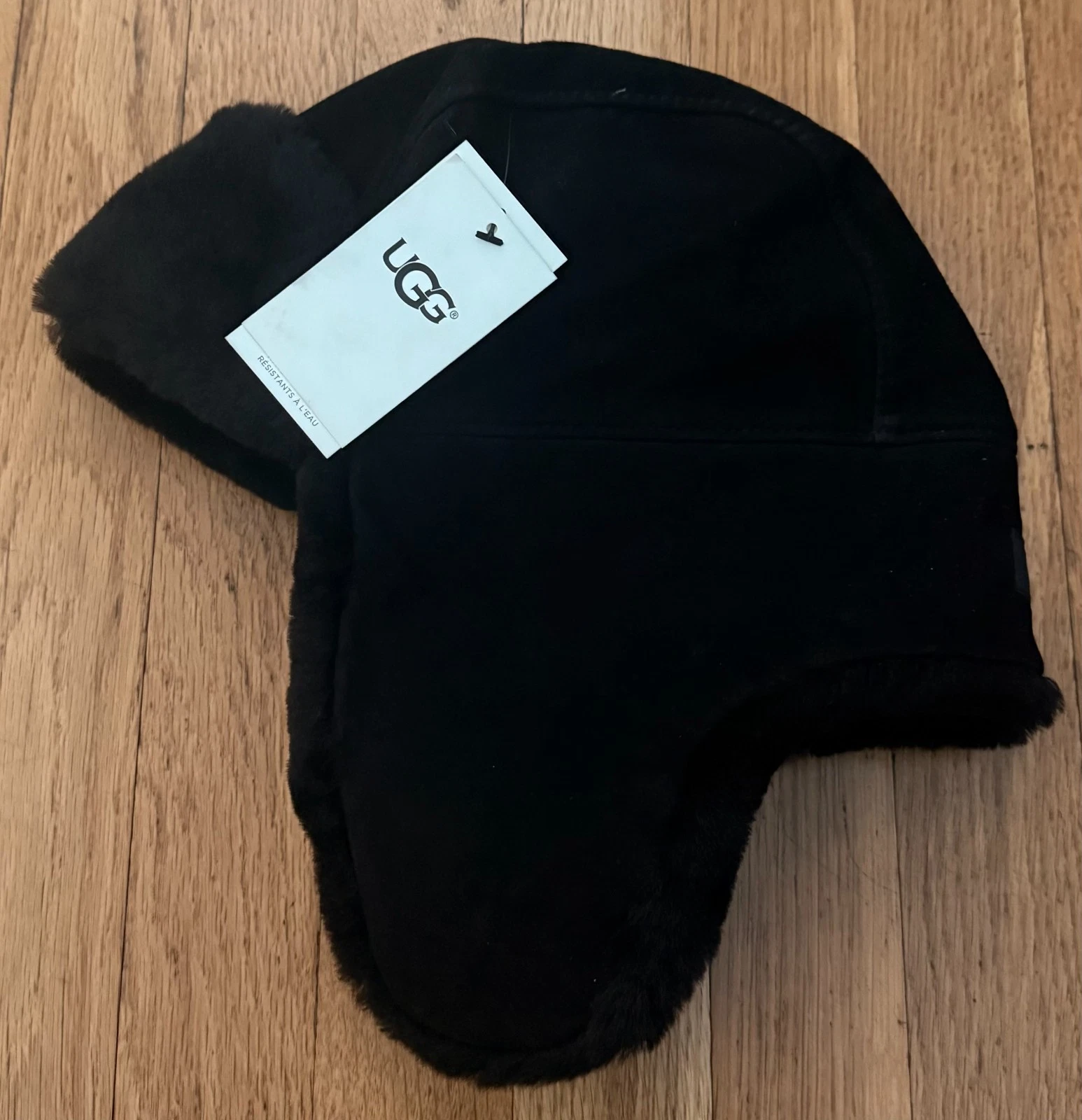 UGG Women's Sheepskin Trapper Hat (Black)
