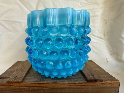 Vintage Fenton Depression Blue Hobnail Ruffled Edge Round Vase 3" tall