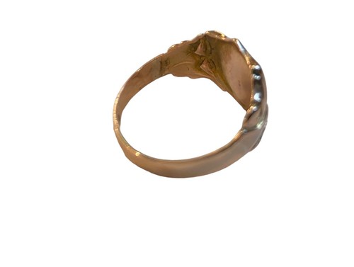 Anello con sigillo oro rosa antico 9 carati a forma di scudo circa 1914 taglia S - Foto 7 di 12