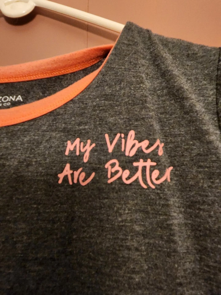 Arizona Jean Co. Girl's Medium Gray T-shirt My Vibes Are Better - Image 3 of 4