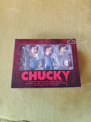 Mezco 5 Points Chucky Deluxe Figure Set NIB