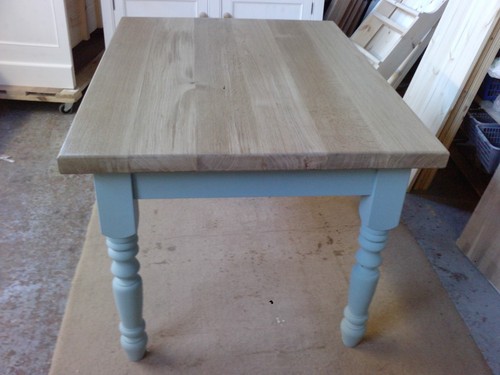 BESPOKE HANDMADE OAK TABLE - DINING/KITCHEN - SOLID OAK TOP - DEPOSIT ONLY - Picture 2 of 3