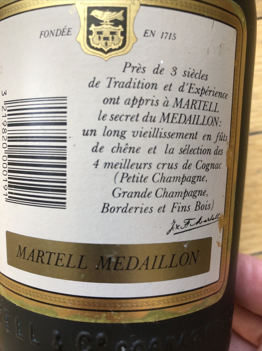 Circa 1980 - Rare ancien Cognac MARTELL Médaillon Fine Circa 1980 - Rare ancien Cognac MARTELL Médaillon Fine