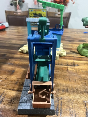 Thomas the train buildings, Total 4 - Picture 8 of 16