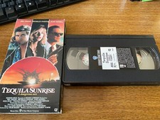 TEQUILA SUNRISE - (VHS, 1994) - Kurt Russell, Mel Gibson, Michelle Pfeiffer