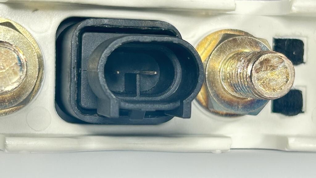 Battery Main Switch for Volvo Truck 21243844 | eBay