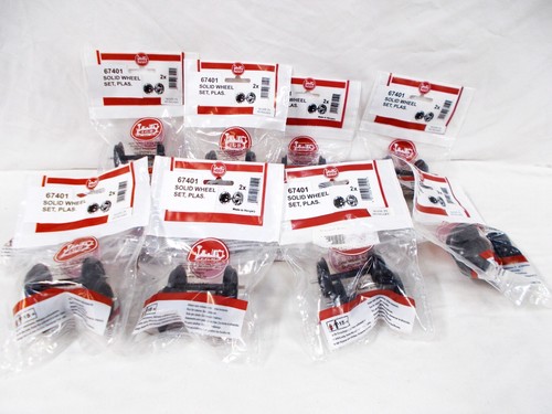 2 LGB  67401 SOLID WHEEL SET PLASTIC ( 4 AXLES ) - G SCALE - Picture 3 of 3
