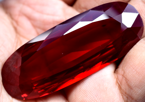 Natural 162.00 Ct Blood Red Ruby Mozambique GGL Certified Loose Gemstone - Picture 3 of 13