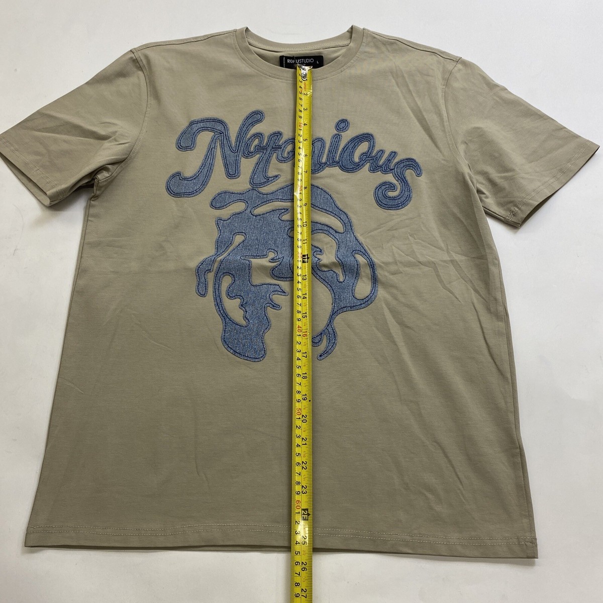 roku 6 PRINT SHIRT 美品 Roku Studio T-Shirt Men Size 2XL (XL?) Embroidered Tear Drop