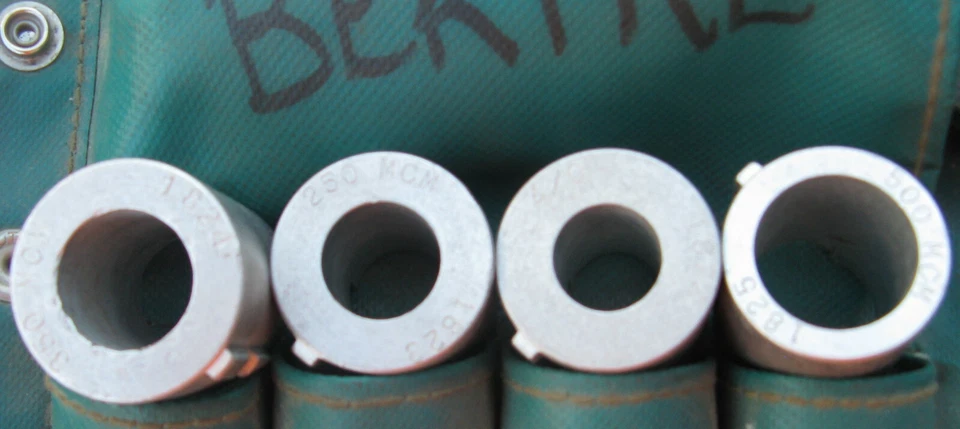 Pelacables Greenlee 1820 con 4 troqueles 4/0 (1822) 250 MCM (1823) 350 MCM (1824) 50 Foto 3 de 4