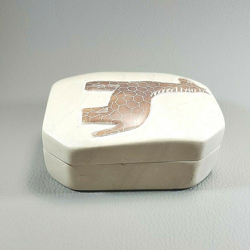 Giraffe Trinket Box African Theme Hand Carved Soapstone Hand Painted Giraffe VTG - Picture 7 of 11