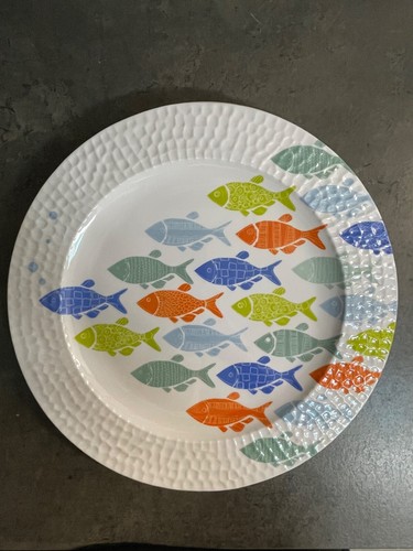 MULTICOLOR MELAMINE FISH PLATES / SET OF 4 / 10 7/8" / NWOT / SO CUTE! - Picture 2 of 2